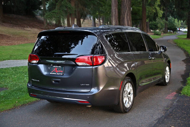 2020 Chrysler Pacifica Limited
