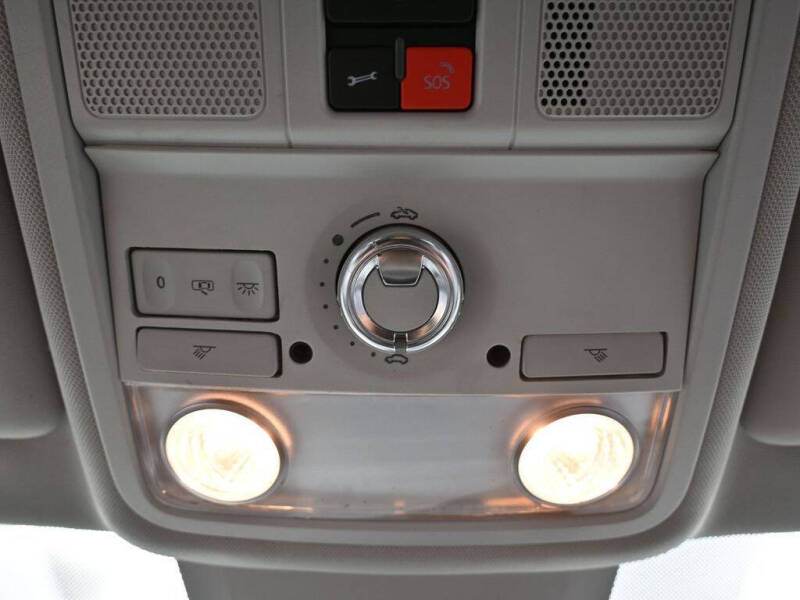 2021 Volkswagen Passat SE