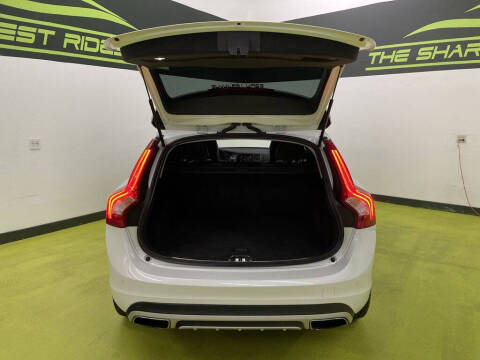 2018 Volvo V60 Cross Country T5 Premier