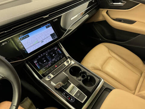 2023 Audi Q7 quattro Premium Plus 55 TFSI