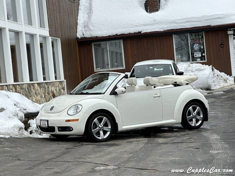 2007 Volkswagen New Beetle Convertible for sale at Cupples Car Company in Belmont NH