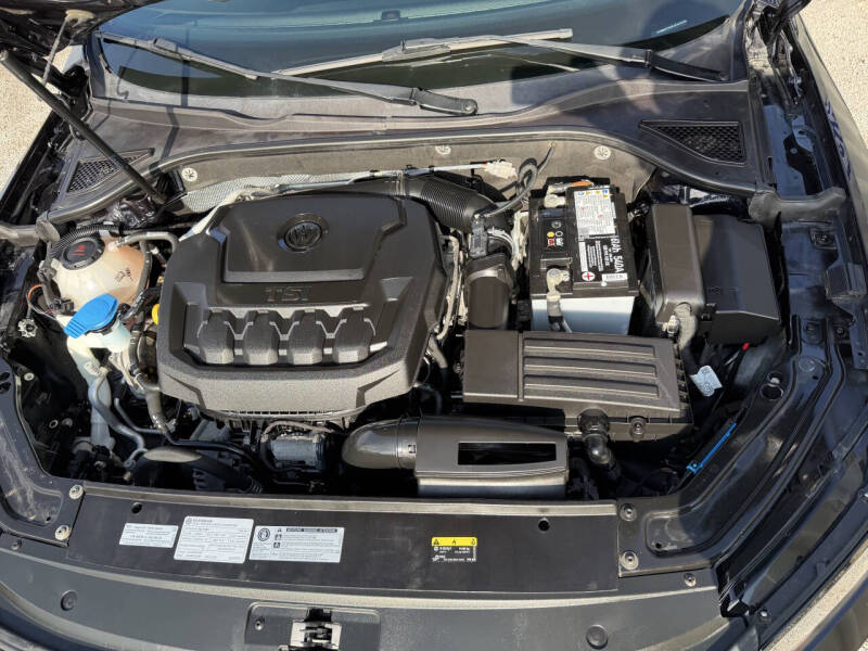 2018 Volkswagen Passat 2.0T SE