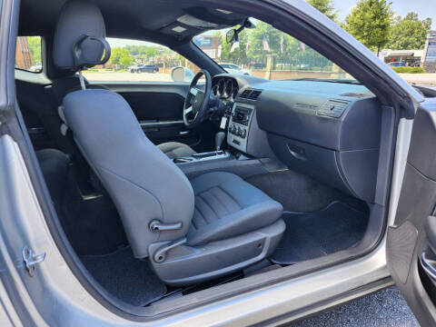 2010 Dodge Challenger SE