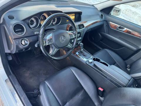 2012 Mercedes-Benz C-Class C 300 Luxury 4MATIC