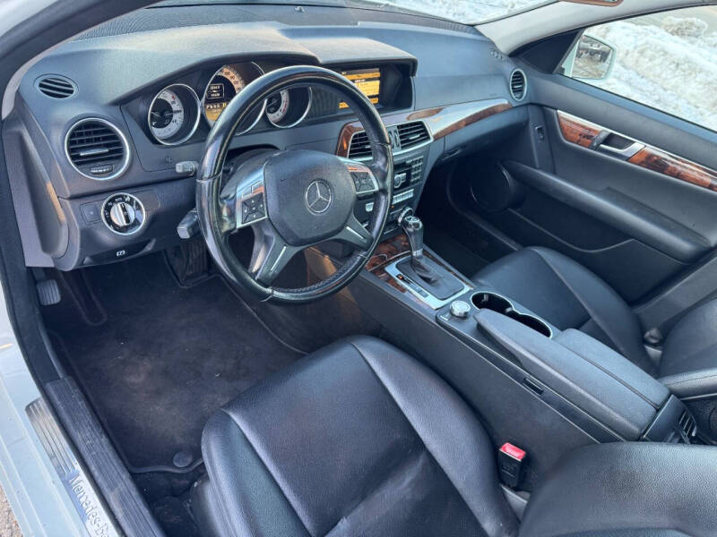 2012 Mercedes-Benz C-Class C 300 Luxury 4MATIC