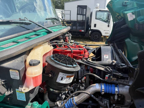 2014 Freightliner M2 106