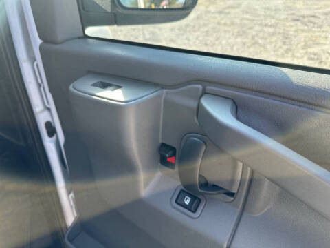 2023 GMC Savana 2500