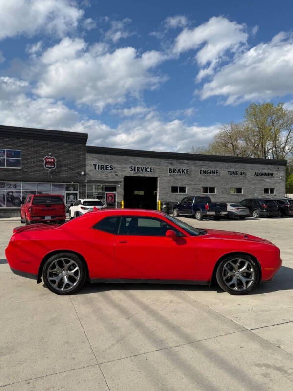 2015 Dodge Challenger SXT Plus