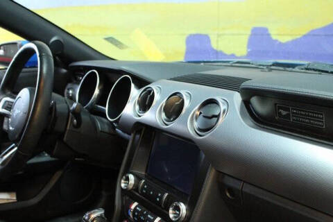 2020 Ford Mustang EcoBoost