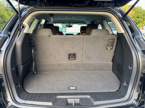 2017 Chevrolet Traverse LT