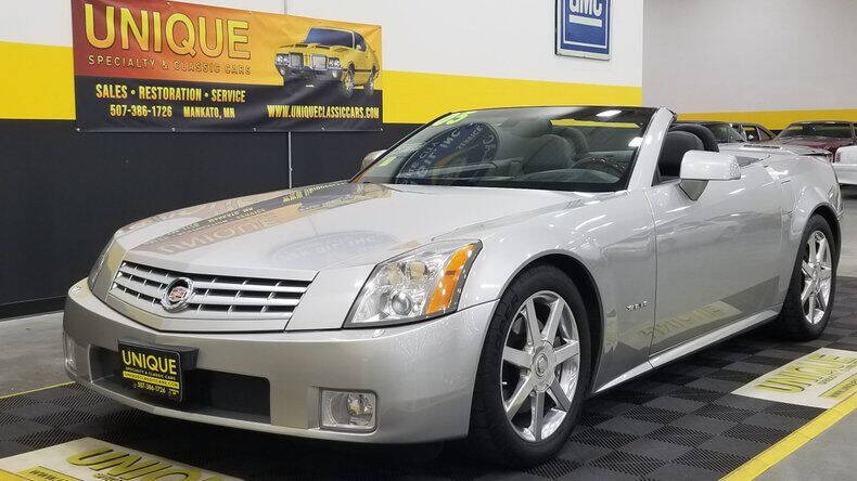 2005 Cadillac XLR