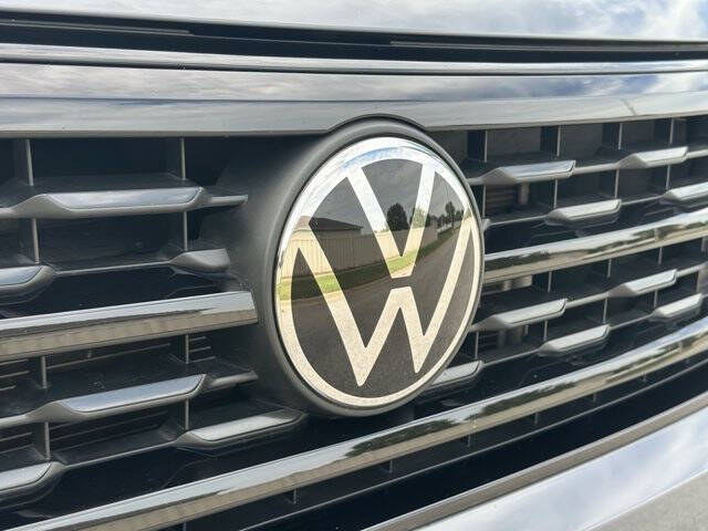 2023 Volkswagen Atlas Cross Sport V6 SEL R-Line Black 4Motion