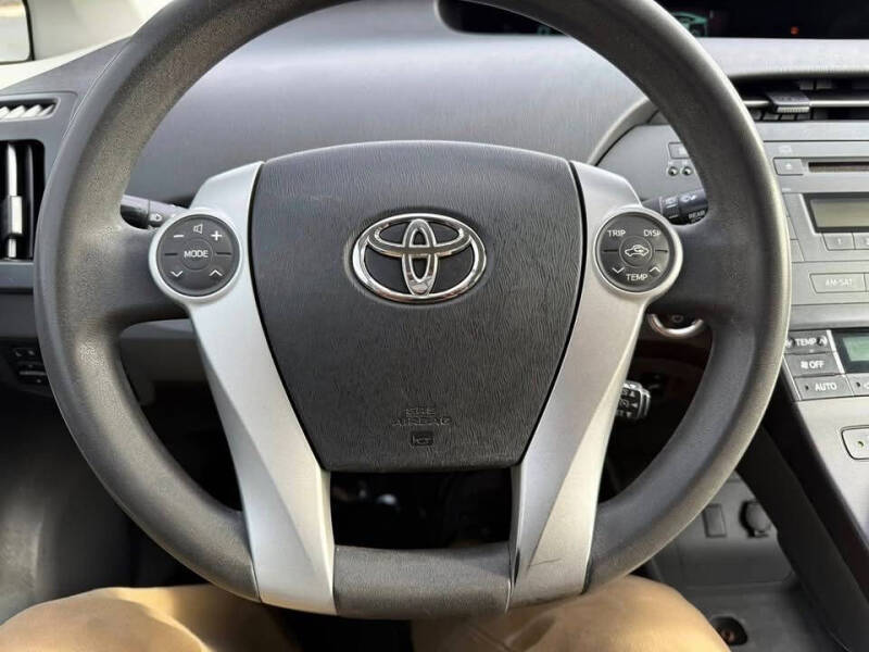 2011 Toyota Prius Two