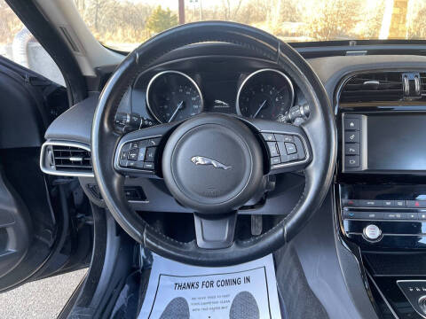 2017 Jaguar XE 35t Premium