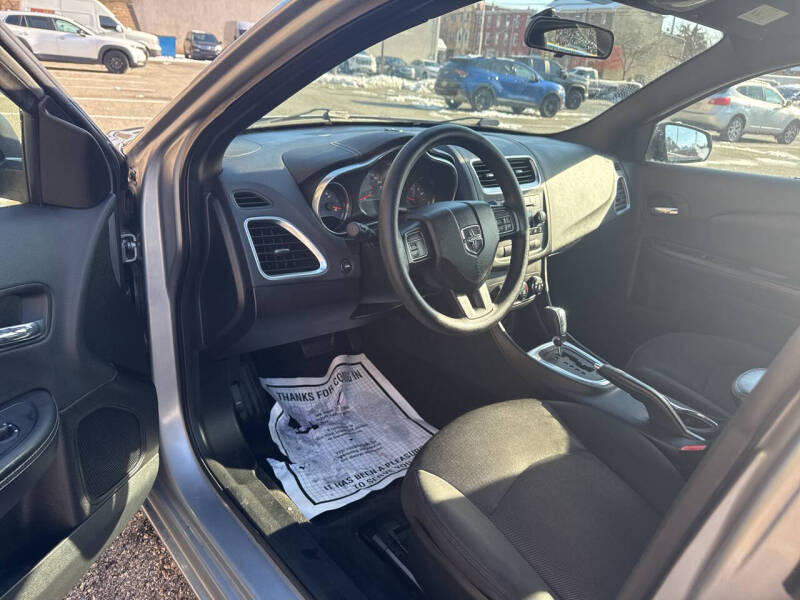 2013 Dodge Avenger SE V6