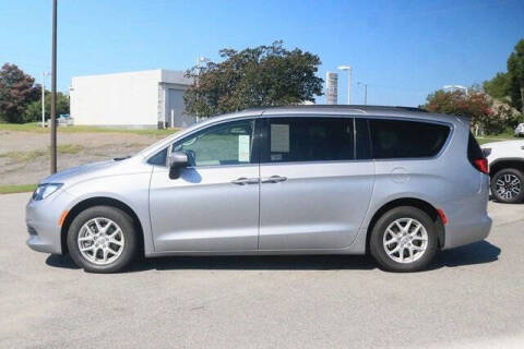 2020 Chrysler Voyager LXi