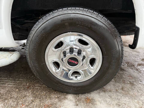 2023 GMC Savana 2500