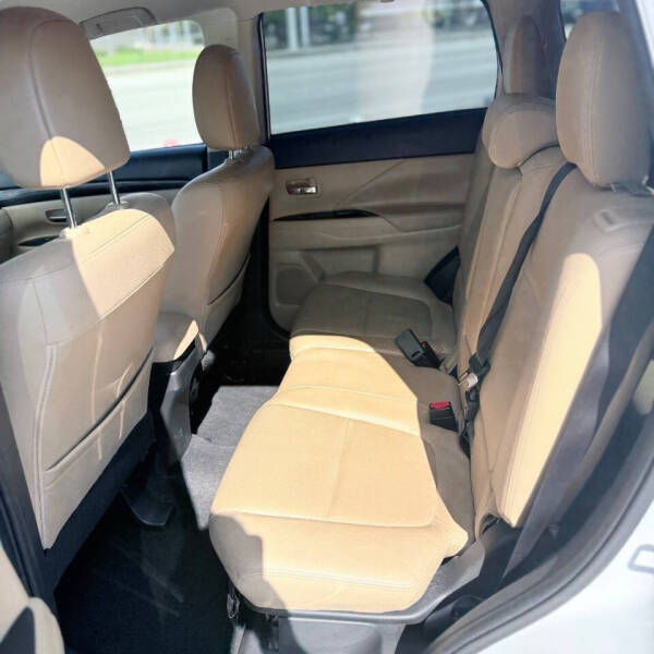 2016 Mitsubishi Outlander SEL
