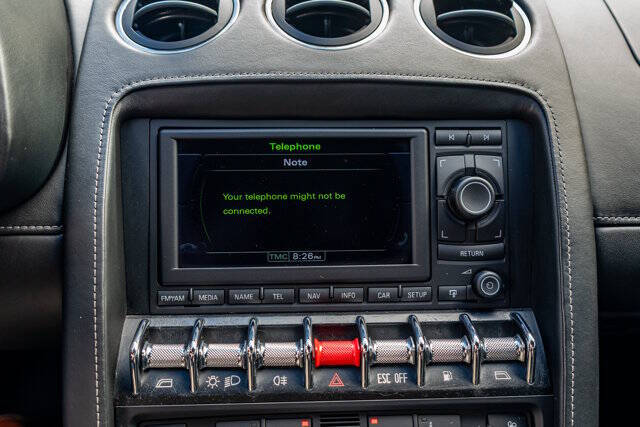 2012 Lamborghini Gallardo 32