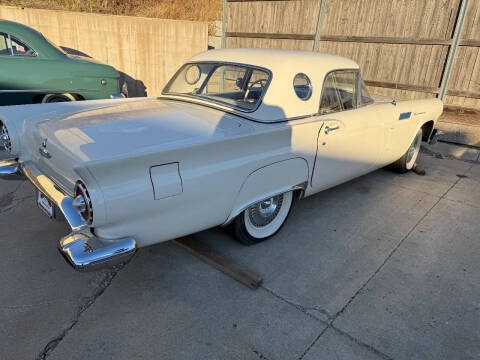 1957 Ford Thunderbird