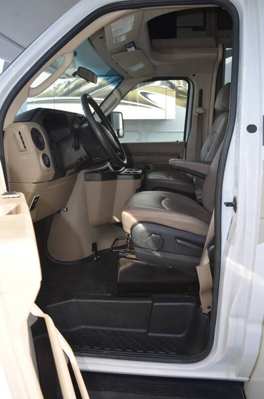 2019 Ford E-Series