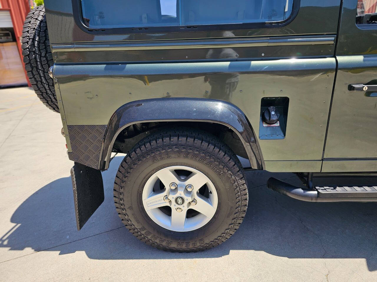 1990 Land Rover Defender 16