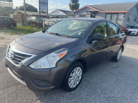 2015 Nissan Versa for sale at AUTOBAHN MOTORSPORTS INC in Orlando FL