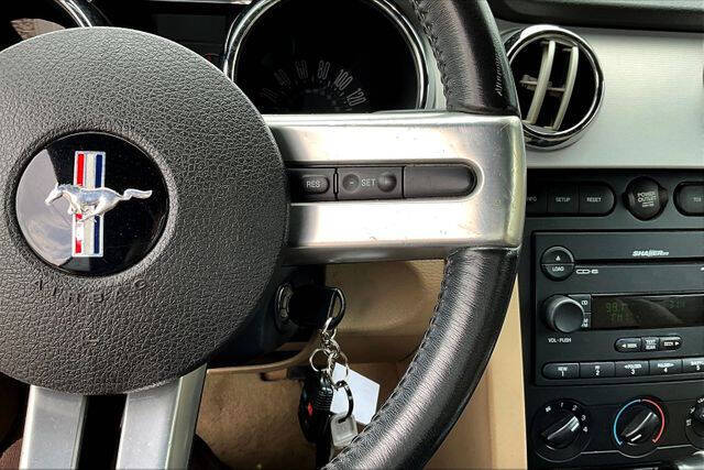 2007 Ford Mustang GT Deluxe