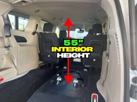 2024 Chrysler Voyager LX