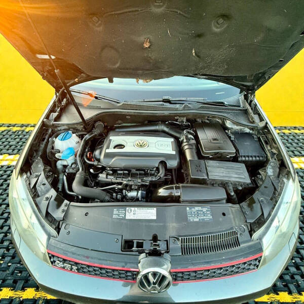 2010 Volkswagen GTI Base PZEV