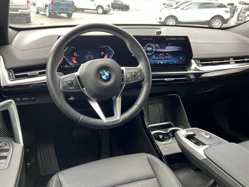 2025 BMW X2 xDrive28i