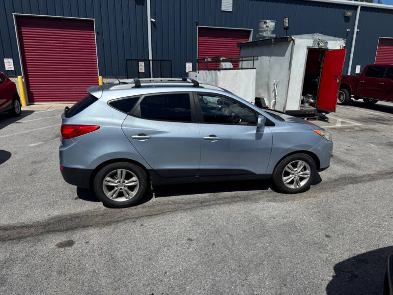 2011 Hyundai Tucson GLS