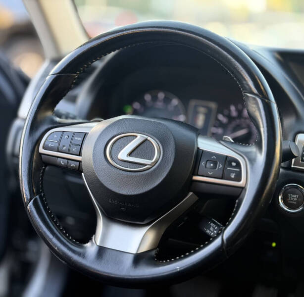 2016 Lexus GS 200t