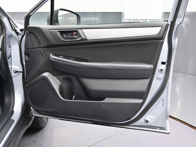 2019 Subaru Outback 2.5i