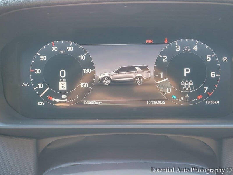 2024 Land Rover Discovery P300 Dynamic SE