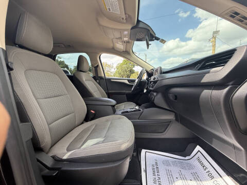 2020 Ford Escape S