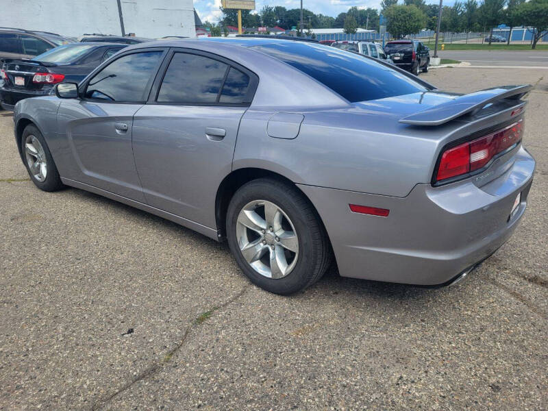 2013 Dodge Charger SE