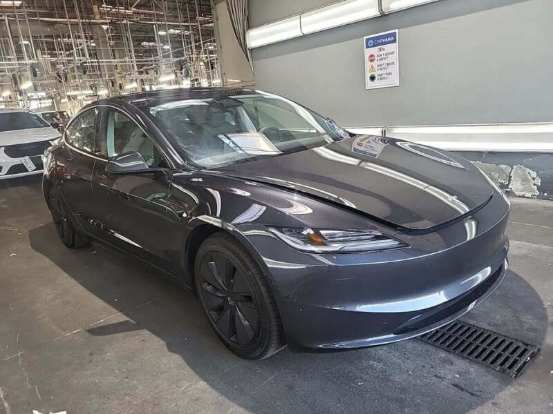2025 Tesla Model 3 Long Range