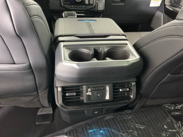 2025 Ford F-150 Lightning Platinum