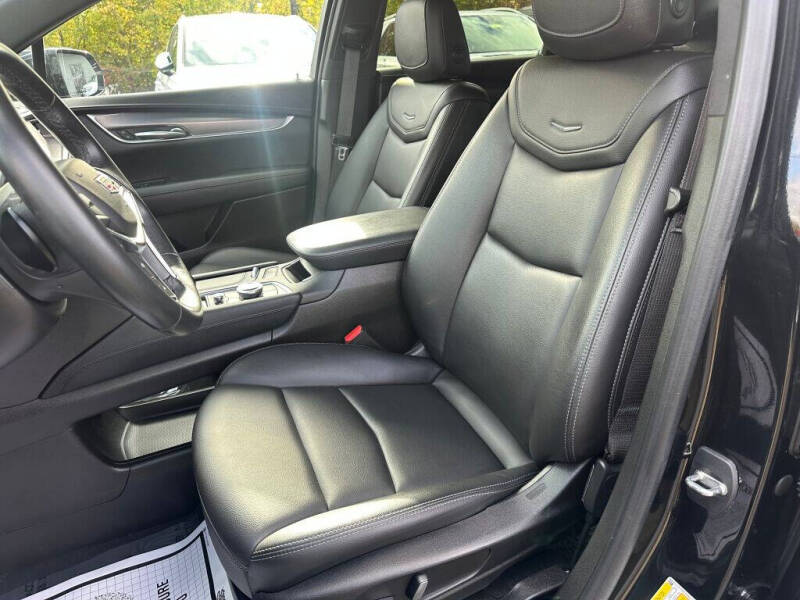 2022 Cadillac XT5 Luxury