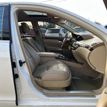 2010 Mercedes-Benz S-Class S 550 4MATIC