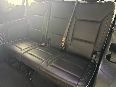 2022 GMC Yukon XL SLT