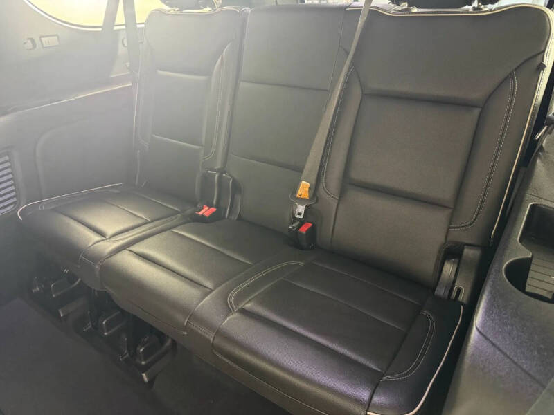 2022 GMC Yukon XL SLT