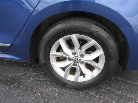 2016 Volkswagen Passat 1.8T S