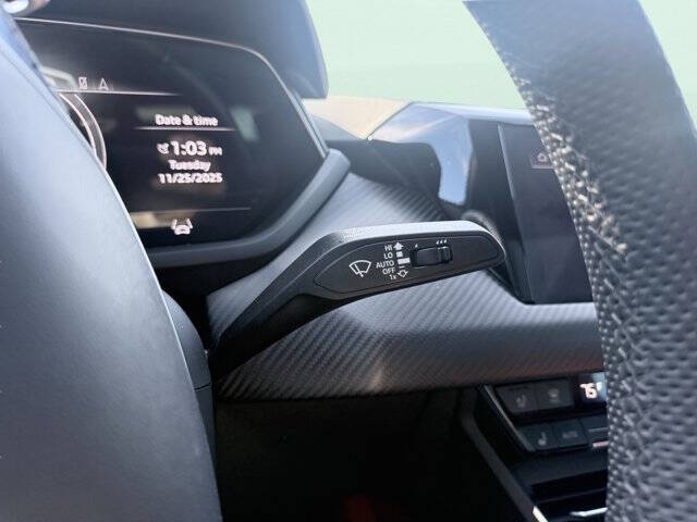 2024 Audi e-tron GT quattro Premium Plus