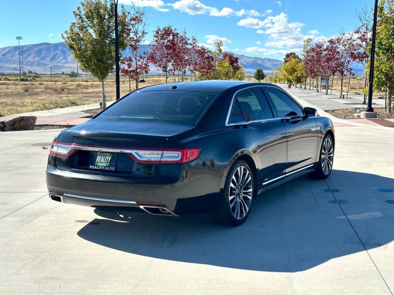 2017 Lincoln Continental Select