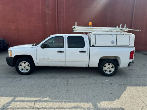 2010 Chevrolet Silverado 1500 Hybrid for sale at ELIZABETH AUTO SALES in Elizabeth PA