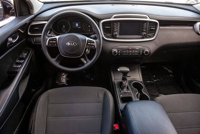 2019 Kia Sorento L