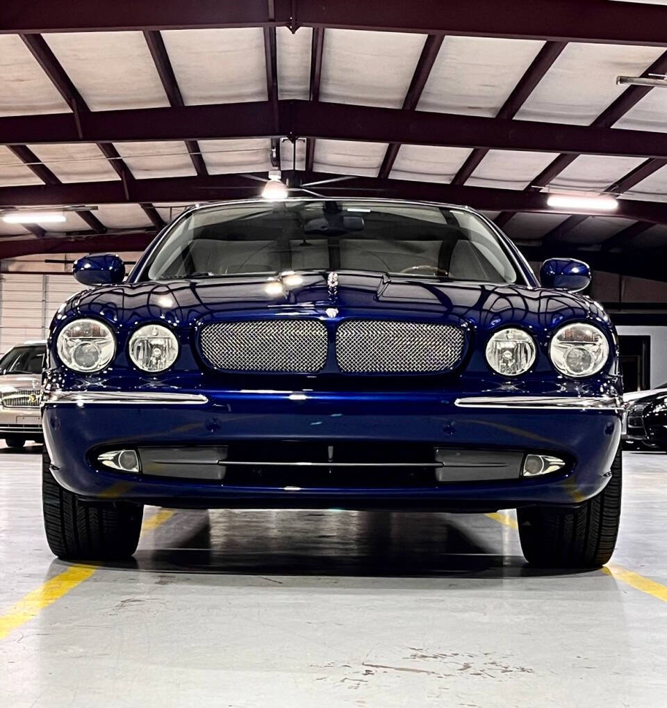 2004 Jaguar XJR for sale at Carnival Car Company in Victoria, TX