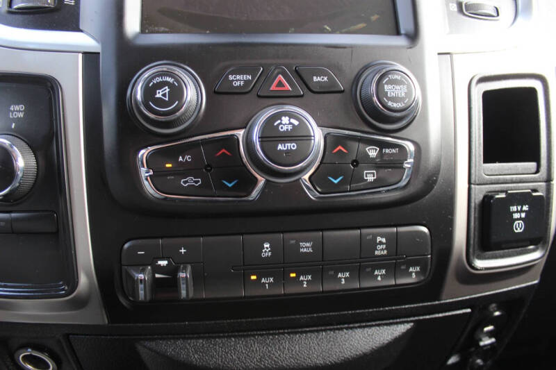 2017 RAM 2500 SLT